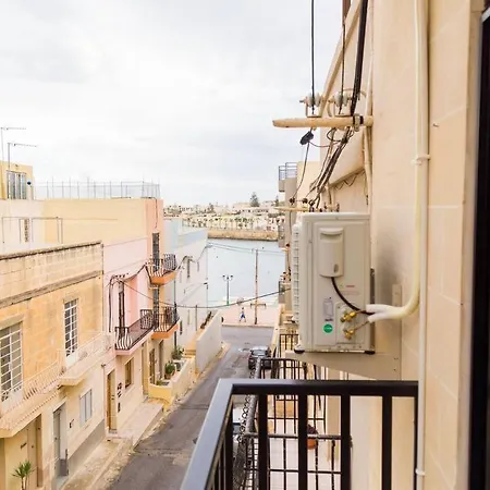 Sea Views Apartment-wifi-sleep 5 Daire *